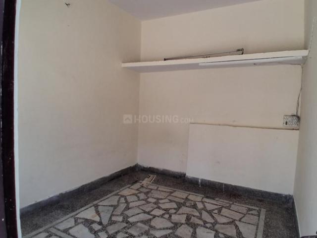 Flat for rent in Deri
