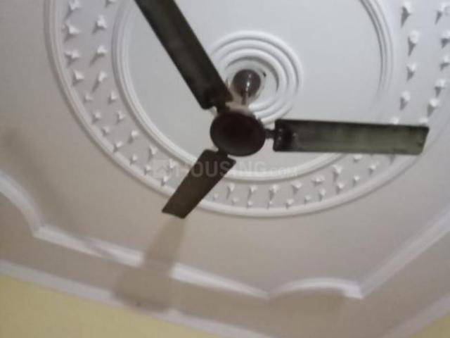Flat for sale in North Delhi, Deri