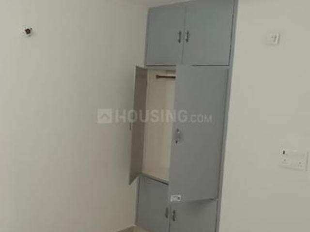 Flat for rent in Deri