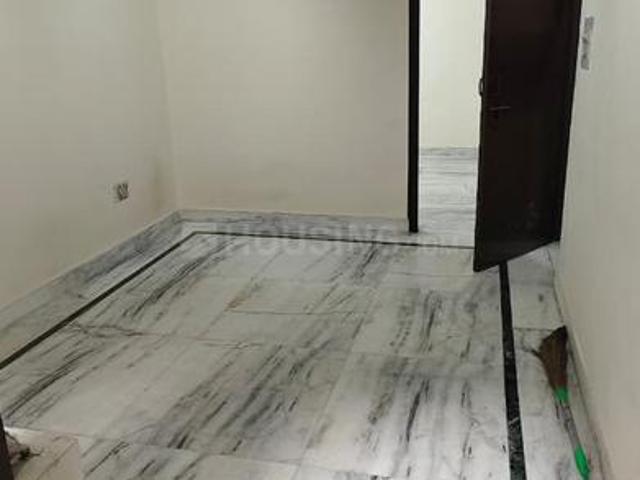 Flat for rent in Deri