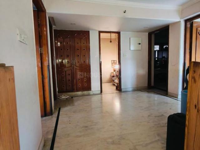 Flat for rent in Deri