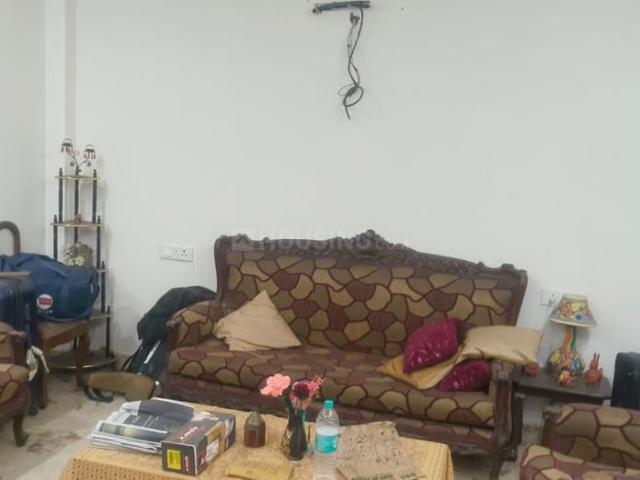 Flat for rent in Deri