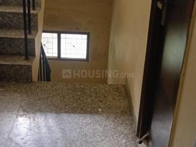 Flat for rent in Deri