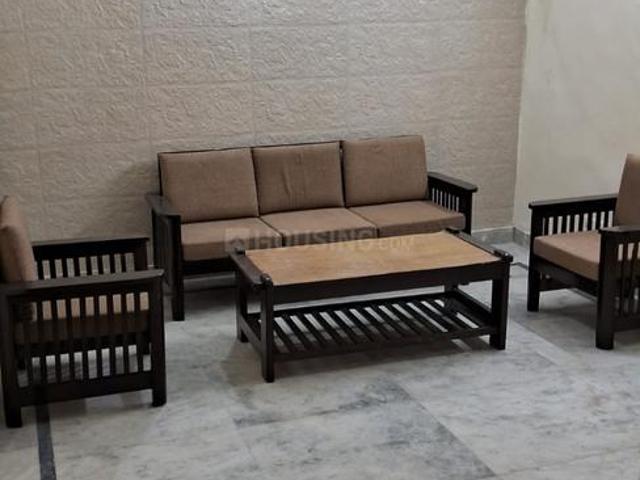 Flat for rent in Deri
