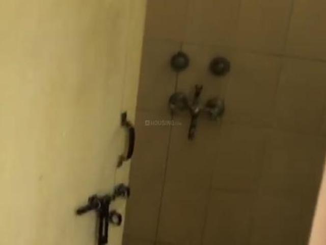 Flat for rent in Deri