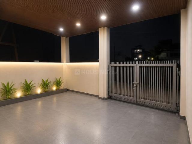 Flat for rent in Madya