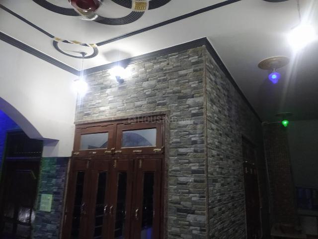 Flat for rent in Varanasi, Arunachal Pradesh
