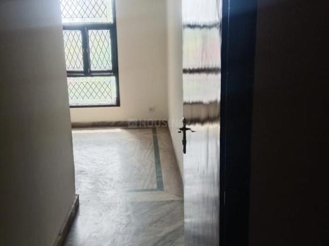 Flat for rent in Deri