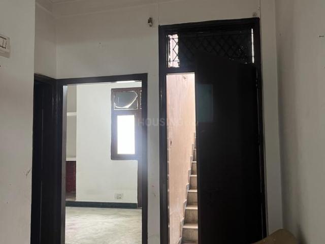 Flat for rent in South Delhi, Deri