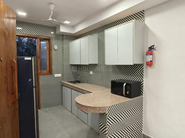 Flat for rent in Deri