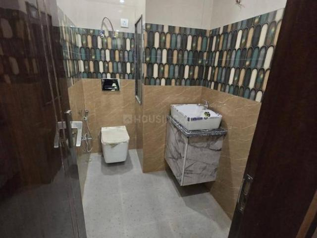 Flat for rent in Deri