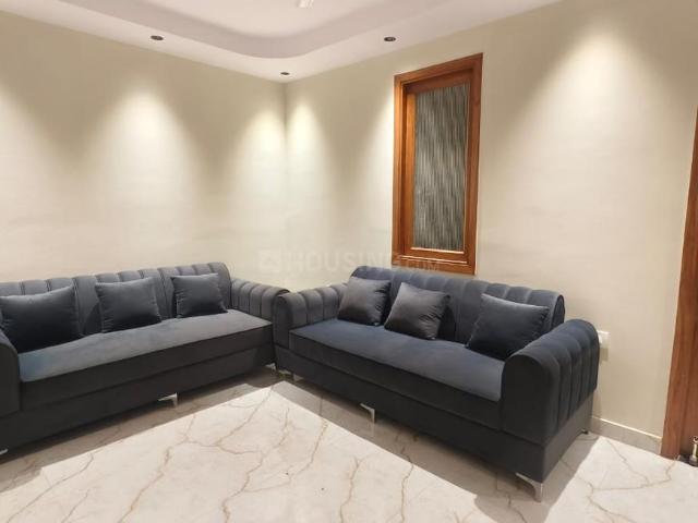 Flat for rent in Deri