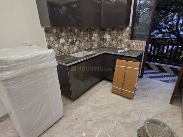 Flat for rent in Deri