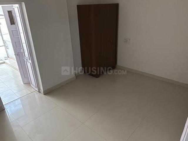 Flat for rent in Deri