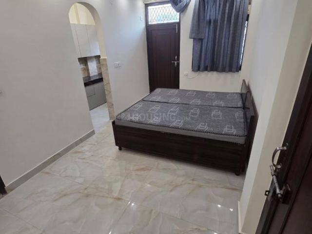 Flat for rent in Deri