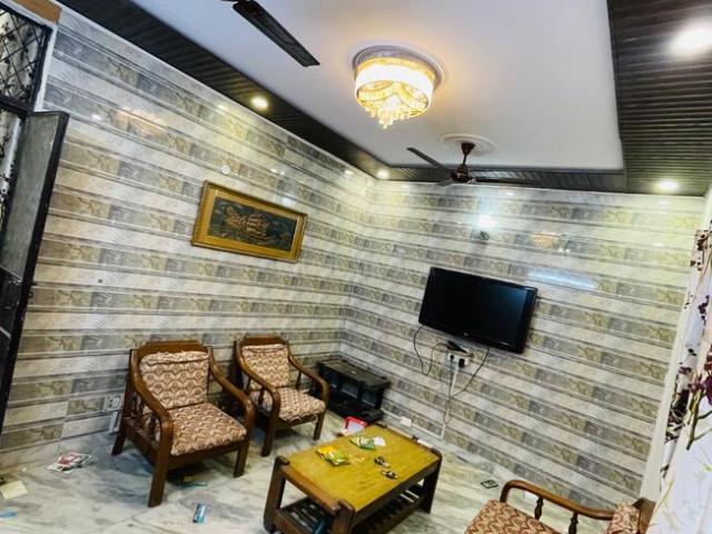 Flat for rent in Deri