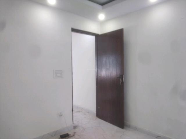 Flat for rent in Deri