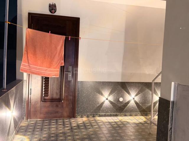 Flat for rent in Deri