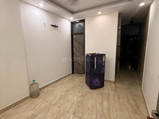 Flat for rent in Deri