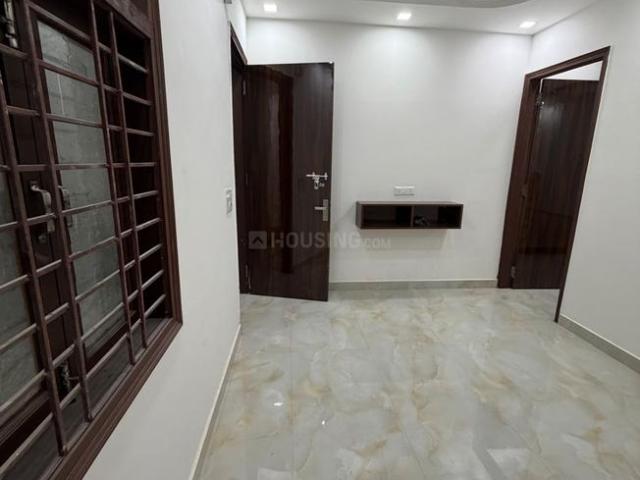 Flat for rent in Deri