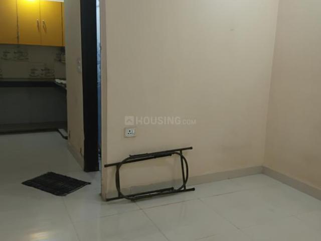 Flat for rent in East Delhi, Deri