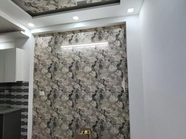 Flat for sale in South West Delhi, Deri