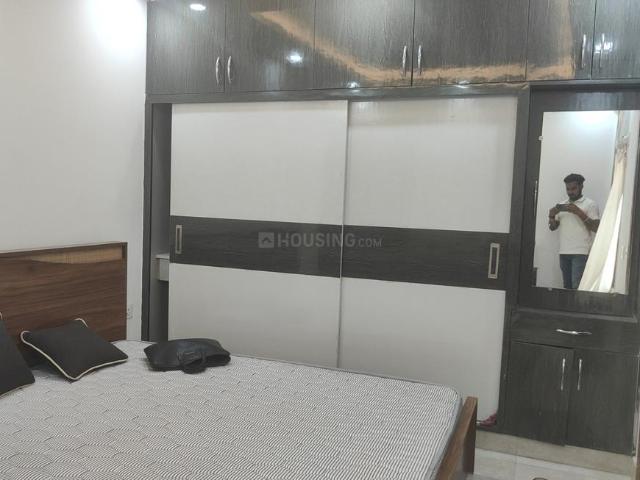 Flat for rent in South Delhi, Deri