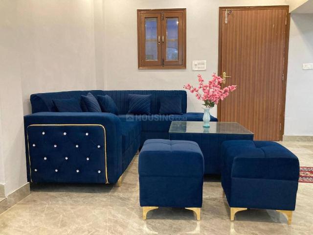 Flat for rent in South Delhi, Deri