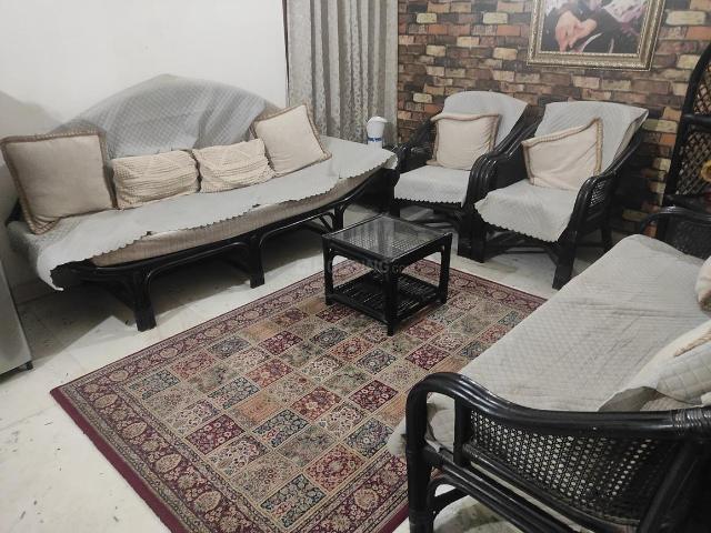 Flat for rent in South Delhi, Deri