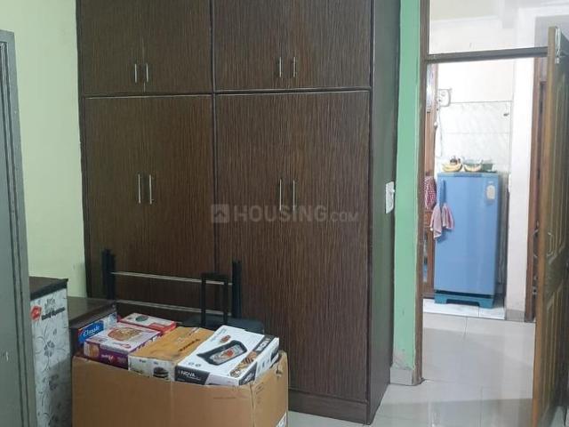 Flat for rent in East Delhi, Deri