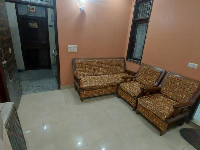 Flat for rent in East Delhi, Deri