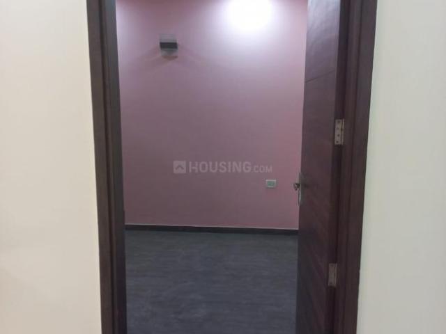 Flat for rent in East Delhi, Deri