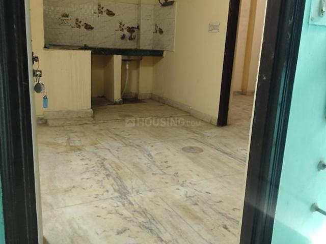 Flat for rent in East Delhi, Deri