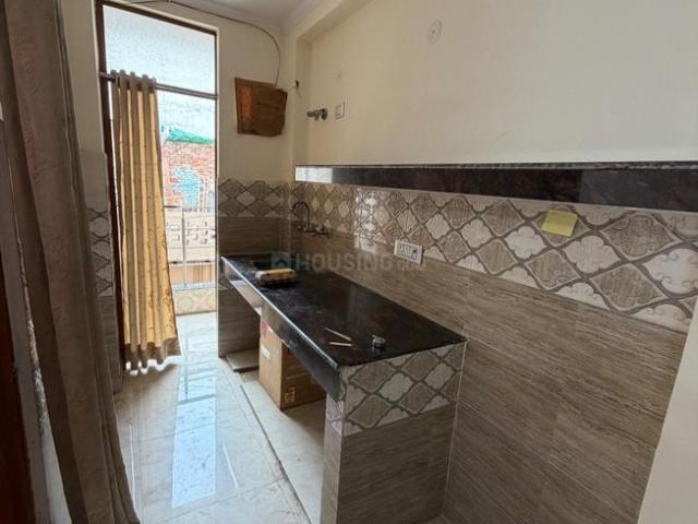 Flat for rent in East Delhi, Deri
