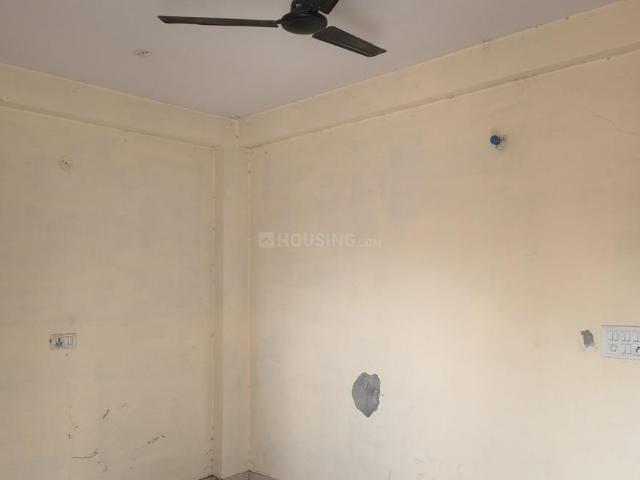 Flat for rent in East Delhi, Deri