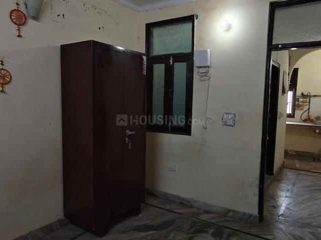 Flat for rent in East Delhi, Deri