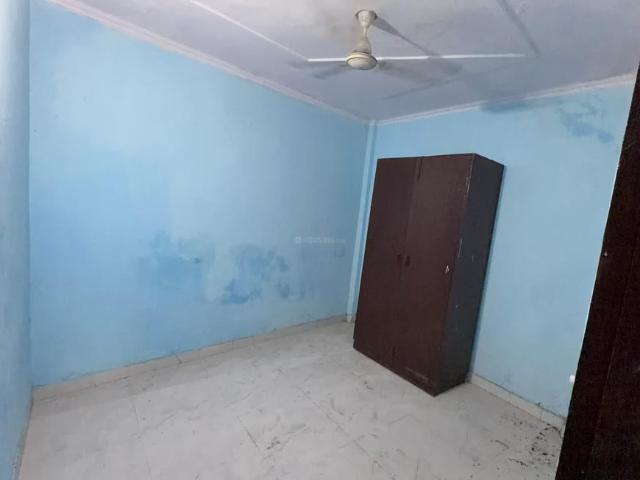 Flat for rent in East Delhi, Deri