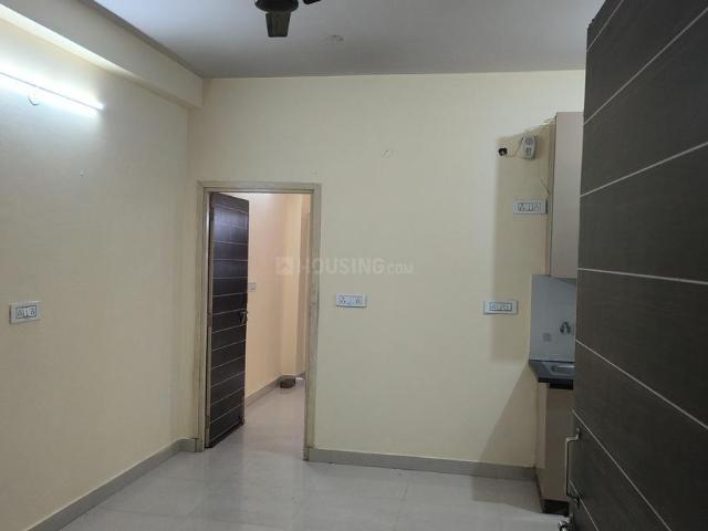Flat for rent in East Delhi, Deri