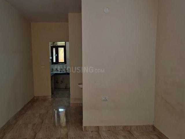 Flat for rent in East Delhi, Deri