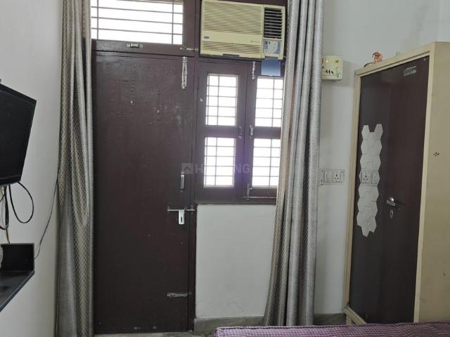 Flat for rent in East Delhi, Deri