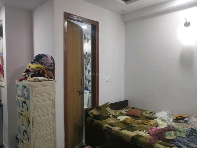 Flat for sale in East Delhi, Deri
