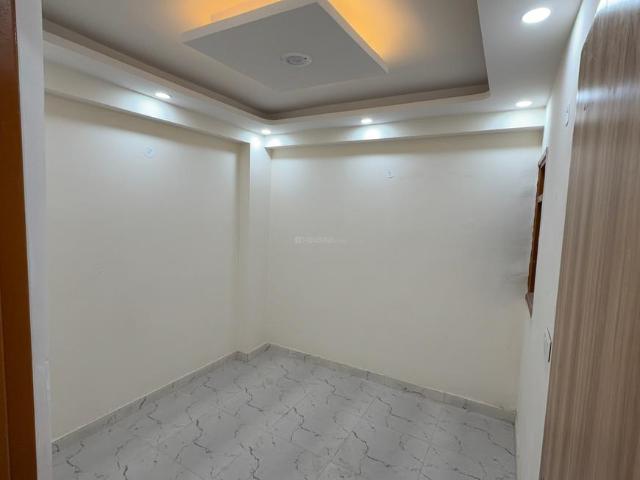 Flat for sale in East Delhi, Deri