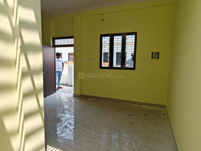 Flat for rent in Mohanlalganj, Arunachal Pradesh