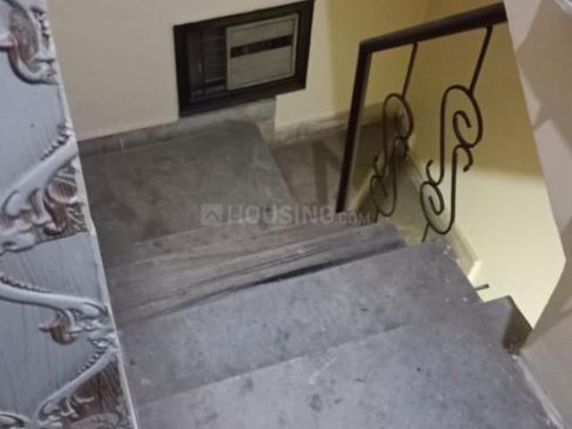 Flat for sale in West Delhi, Deri