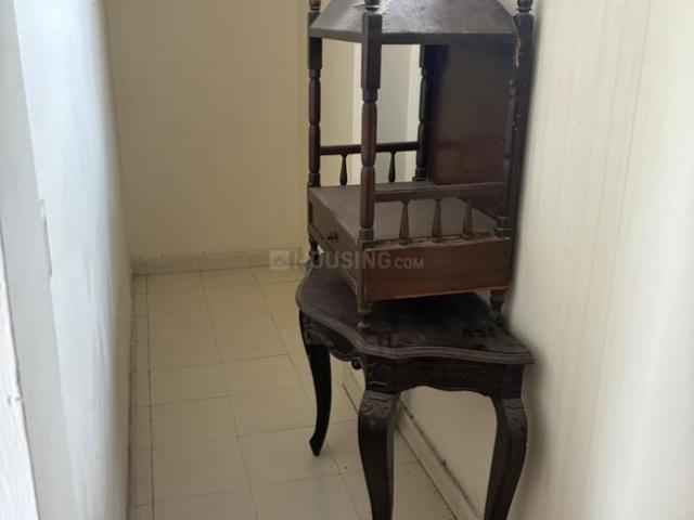 Flat for rent in Deri