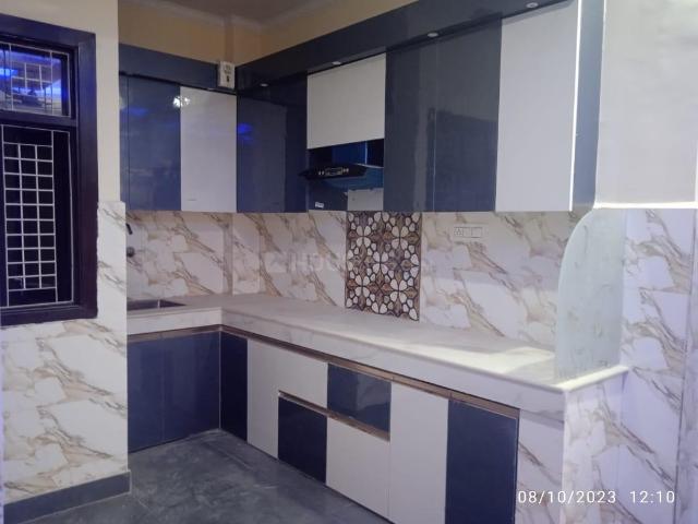Flat for rent in West Delhi, Deri