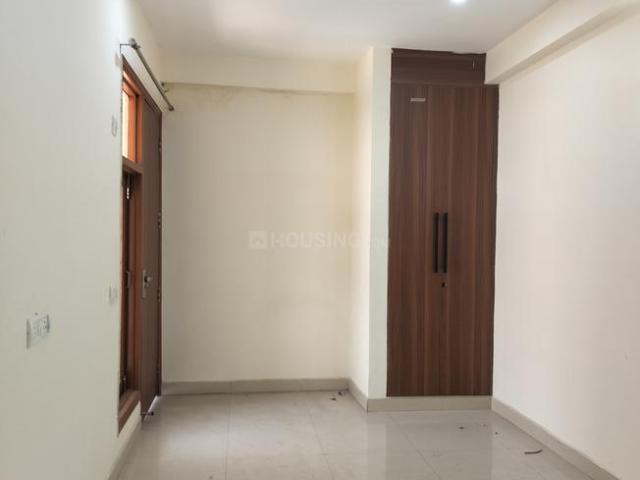 Flat for rent in South Delhi, Deri