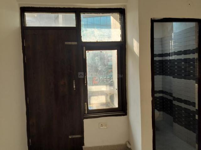 Flat for rent in South Delhi, Deri
