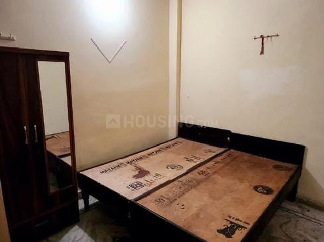 Flat for rent in East Delhi, Deri