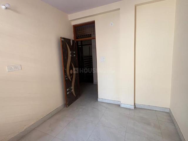 Flat for rent in East Delhi, Deri